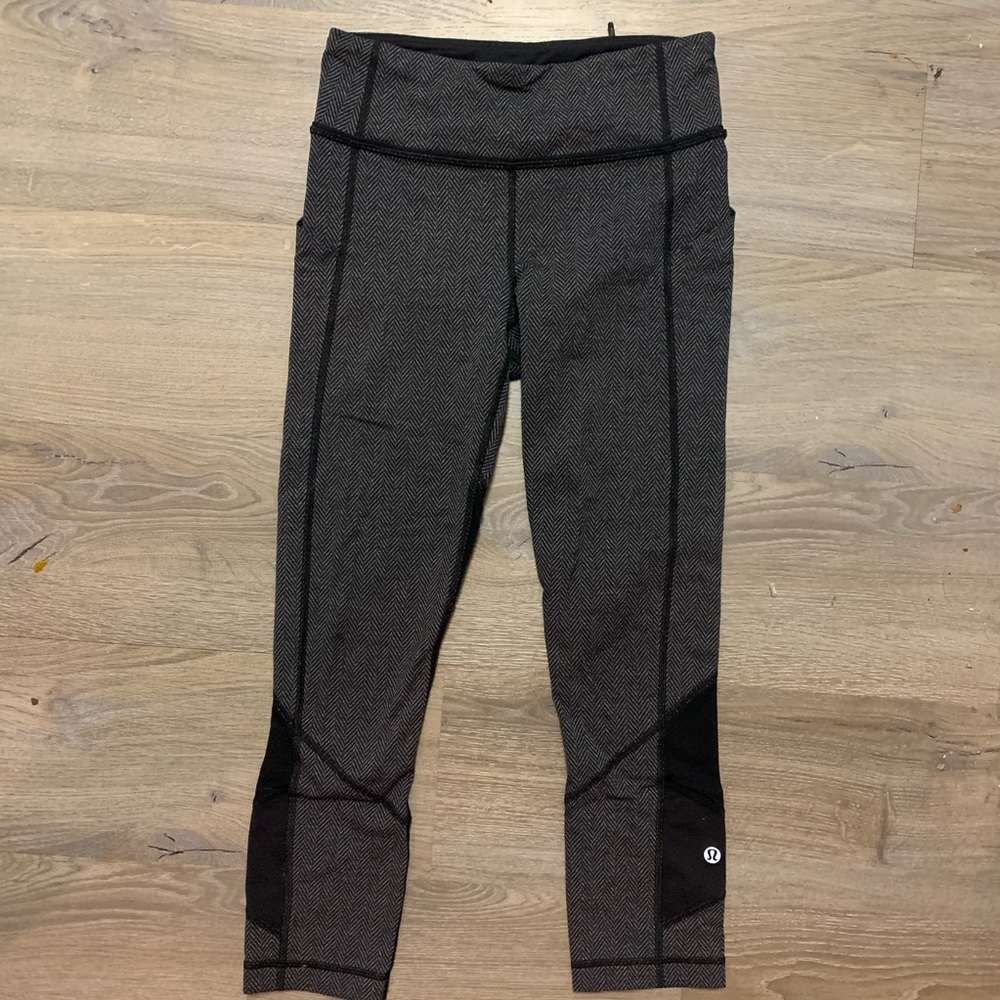 Lululemon Pace Rival Mid-Rise Crop 22’ Leggings
